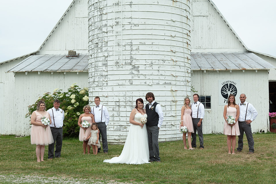 lightning tree barn circleville ohio